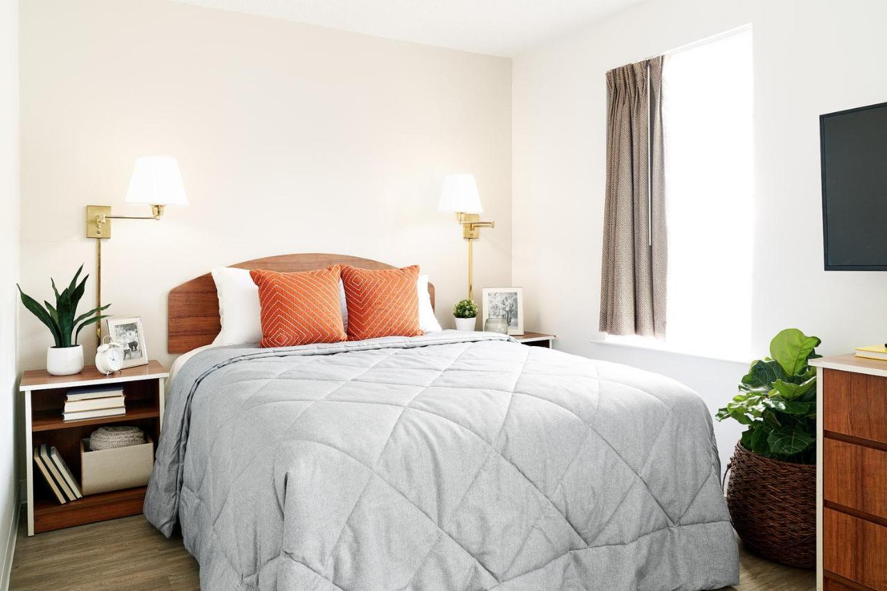 Intown Suites Extended Stay Houston Tx - Hwy 290 Cypress Fairbanks Buitenkant foto